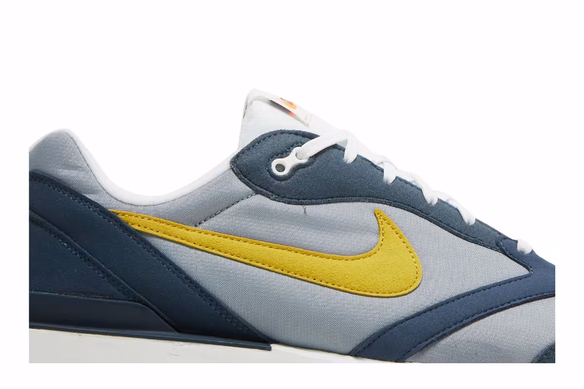Nike Air Max Dawn Particle Grey Dark Citron, view 3