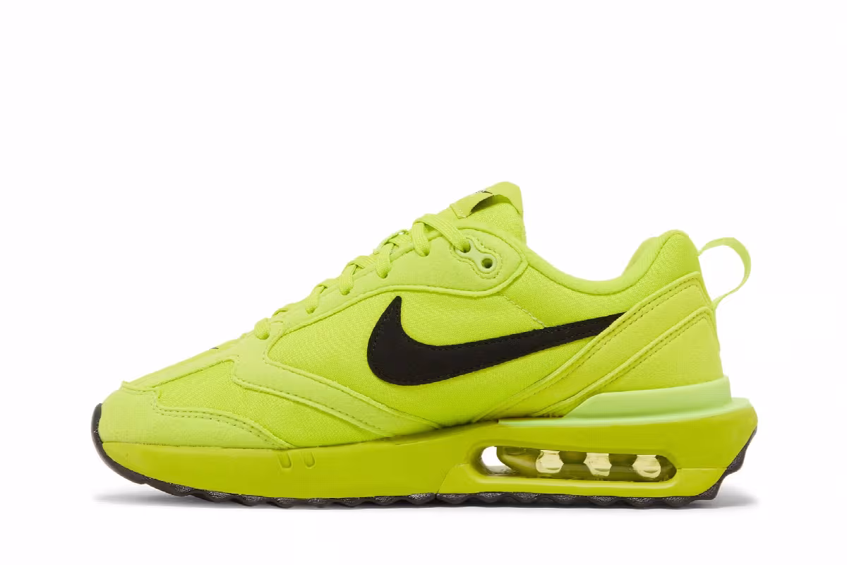 Nike Women's Air Max Dawn Atomic Green, view 4