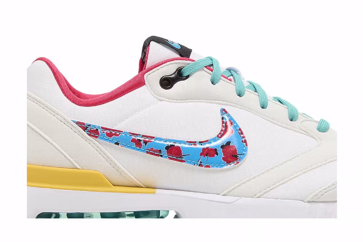 Nike Air Max Dawn GS Floral Swoosh, view 3