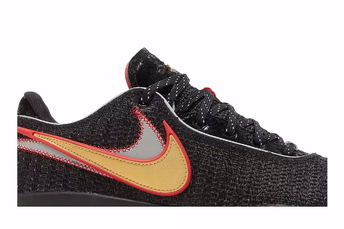 Nike LeBron 20 Trinity, view 3