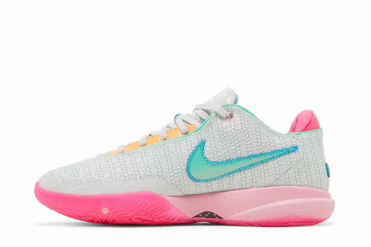 Nike LeBron 20 Time Machine, view 4