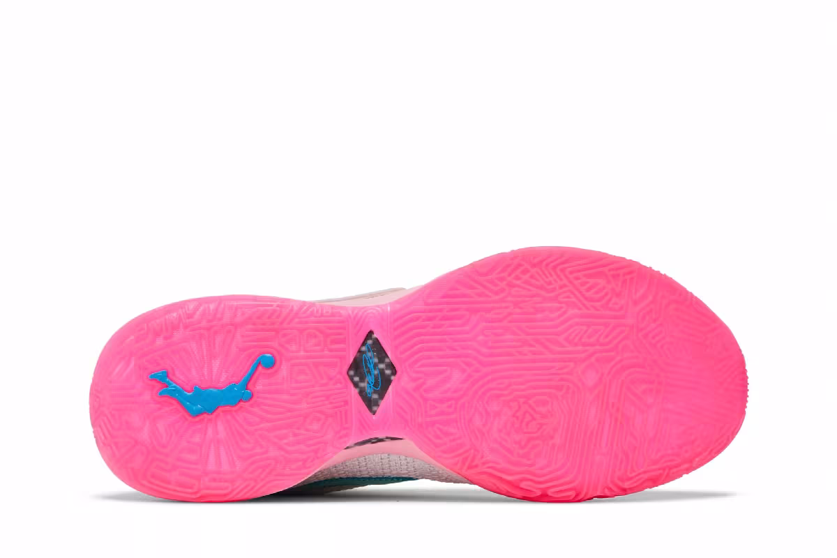 Nike LeBron 20 EP Time Machine, view 5
