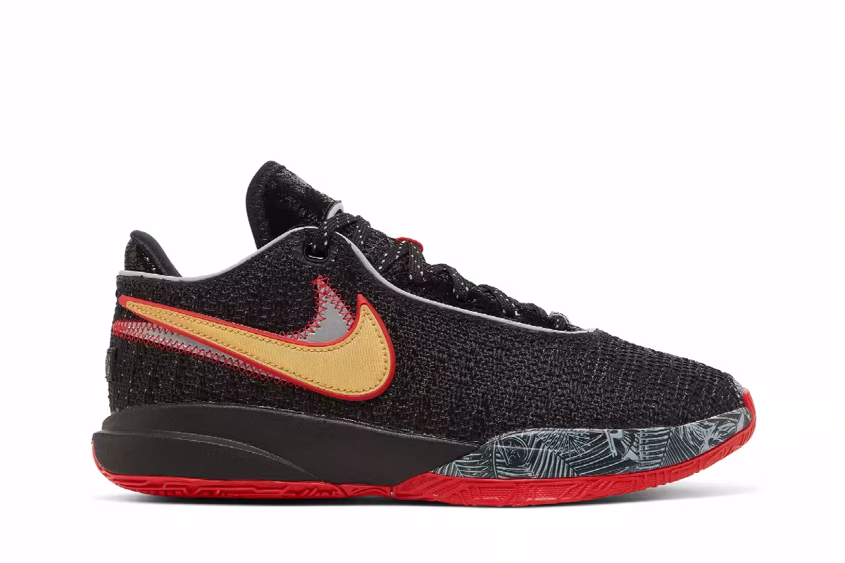Nike LeBron 20 GS Trinity, view 2