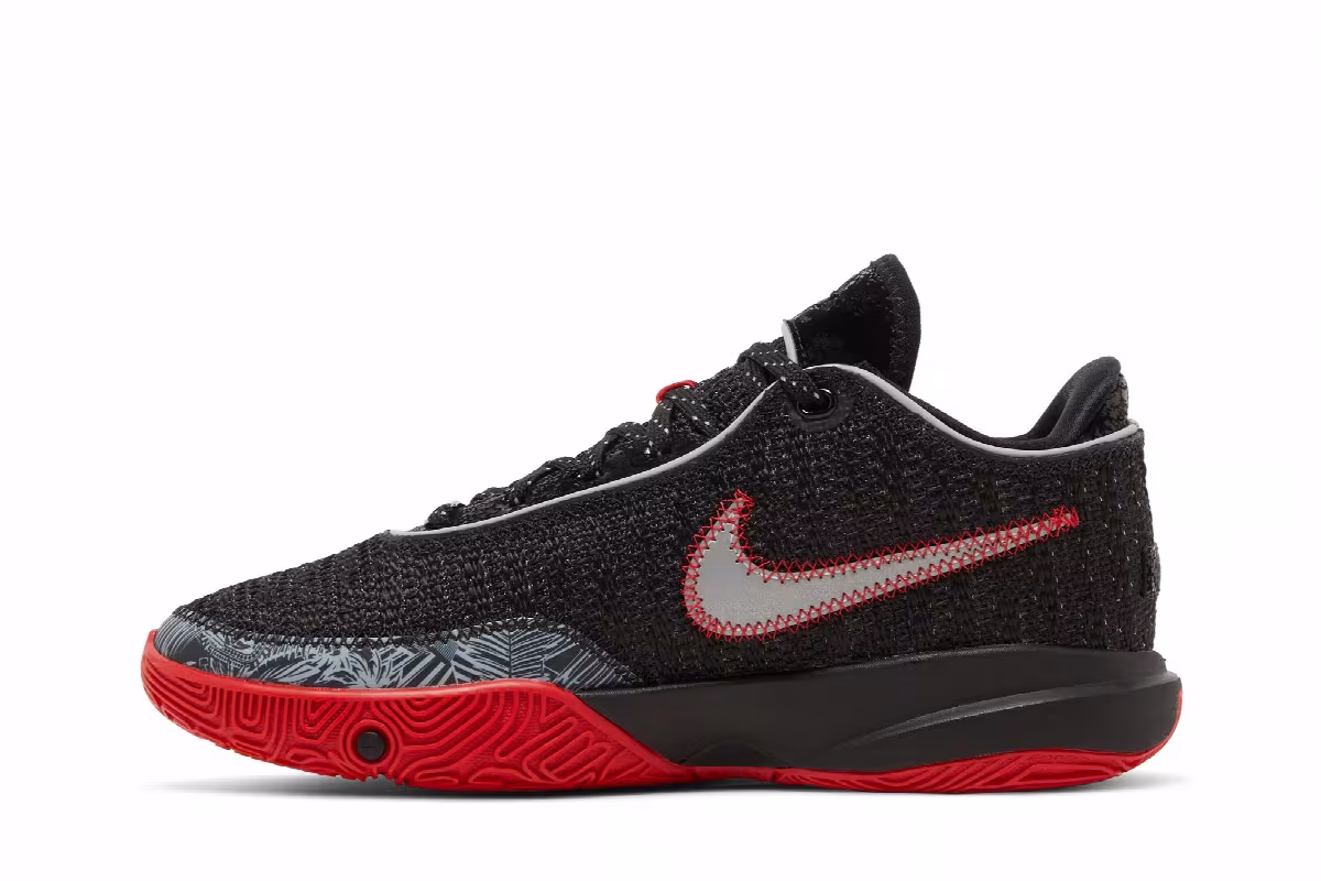 Nike LeBron 20 GS Trinity, view 4