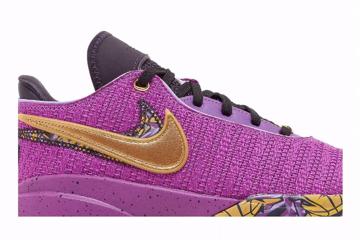 Nike LeBron 20 GS Young Heirs, view 3