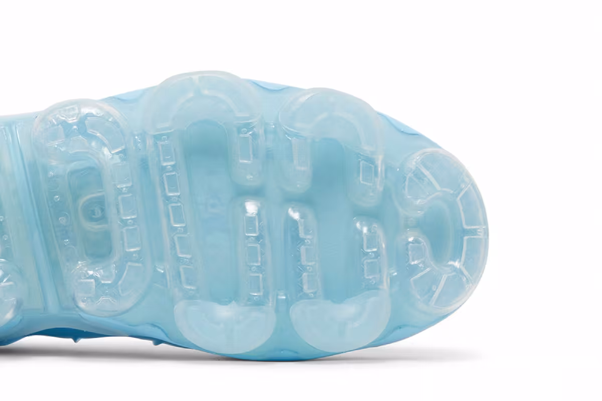 Nike Air VaporMax Plus University Blue, view 6