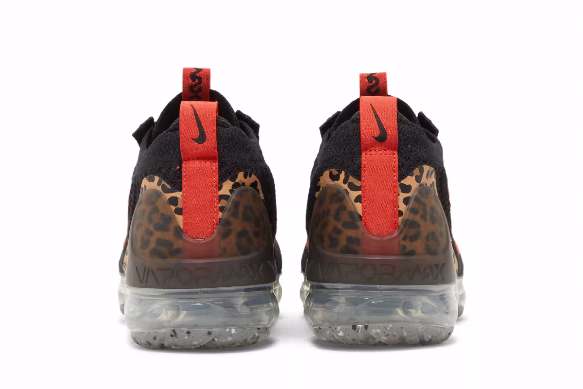 Nike Women's Air Vapormax 2021 Flyknit Leopard, view 7