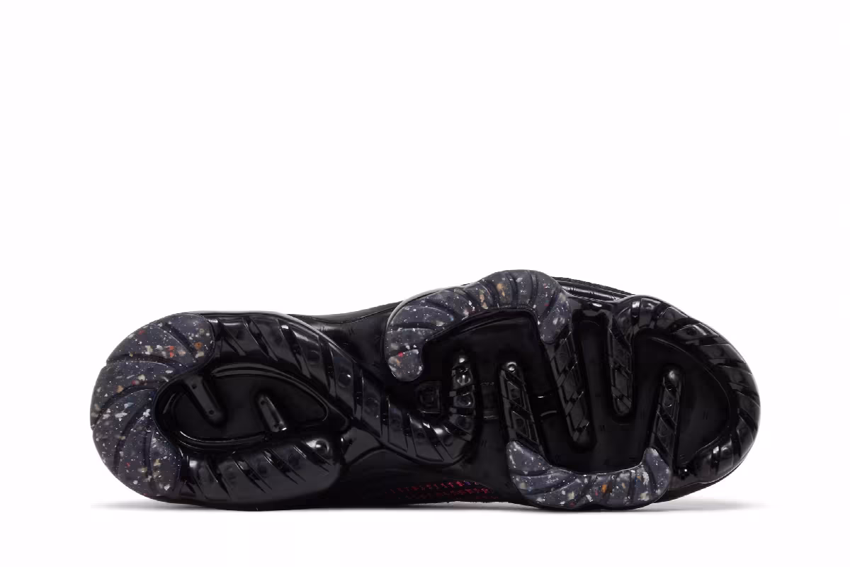Nike Women's Air VaporMax Flyknit Black Hyper Pink, view 5