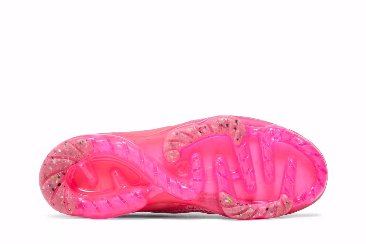 Nike Women's Air VaporMax 2021 Flyknit Hyper Pink, view 5