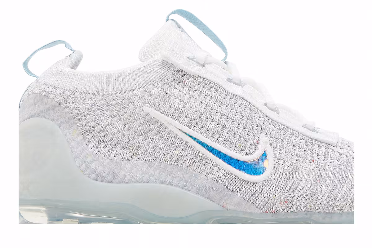 Nike Air VaporMax 2021 Flyknit GS Mismatched Swoosh - White Aura, view 3