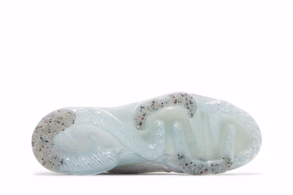 Nike Air VaporMax 2021 Flyknit GS Mismatched Swoosh - White Aura, view 5