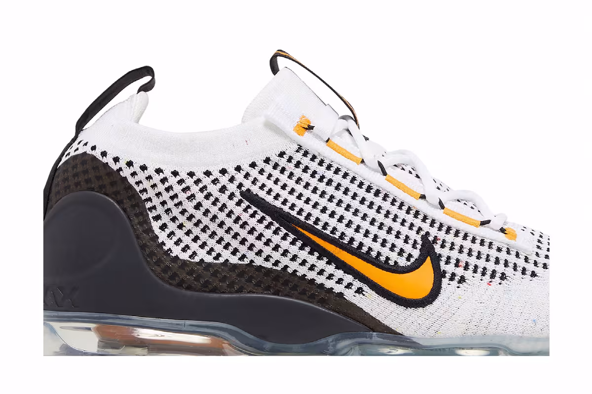 Nike Air VaporMax 2021 Flyknit GS White Kumquat, view 3