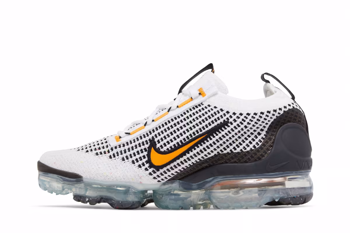 Nike Air VaporMax 2021 Flyknit GS White Kumquat, view 4