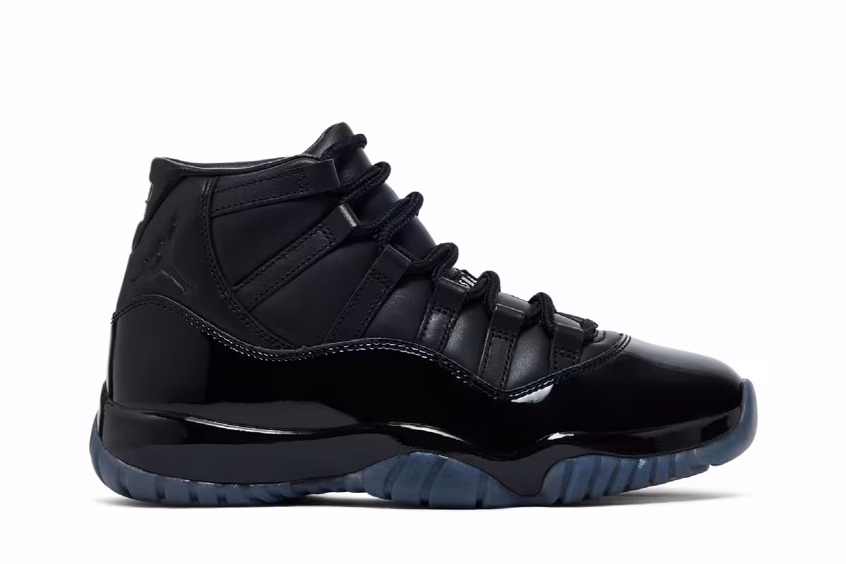 Comme des Garçons x Air Jordan 11 Black, view 2