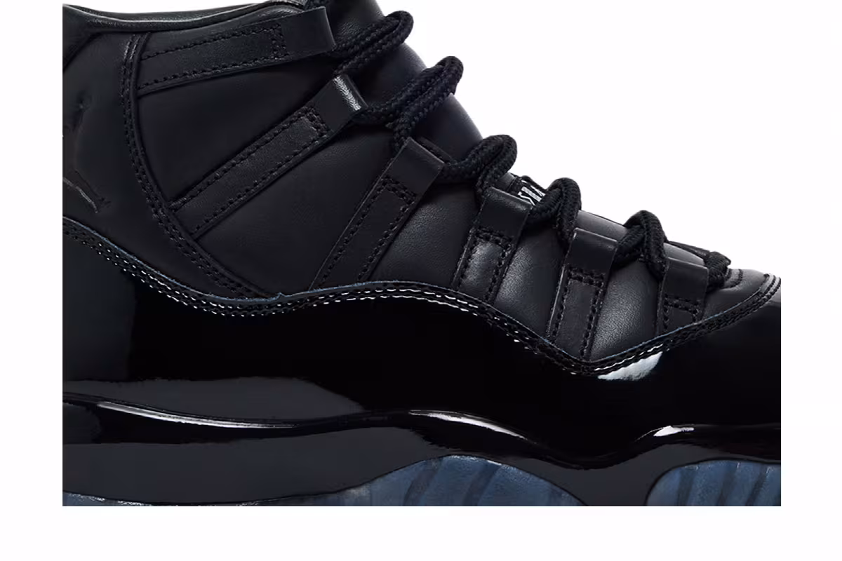 Comme des Garçons x Air Jordan 11 Black, view 3