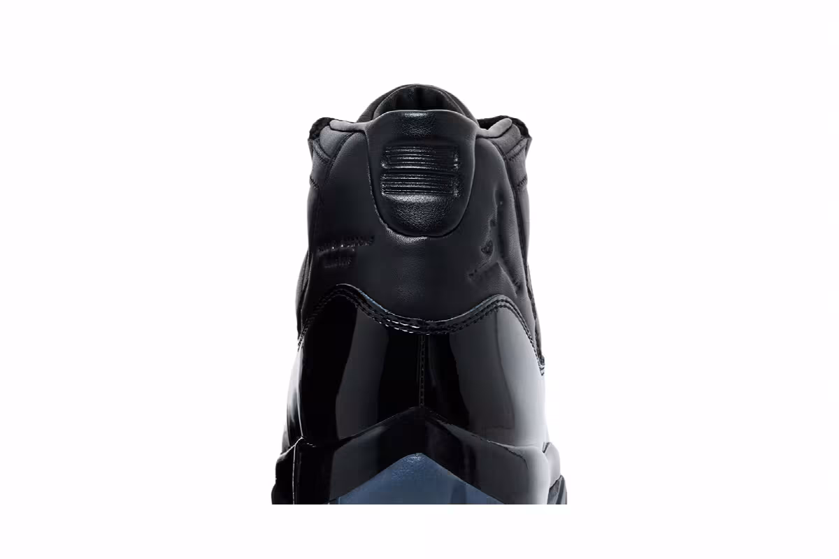 Comme des Garçons x Air Jordan 11 Black, view 8