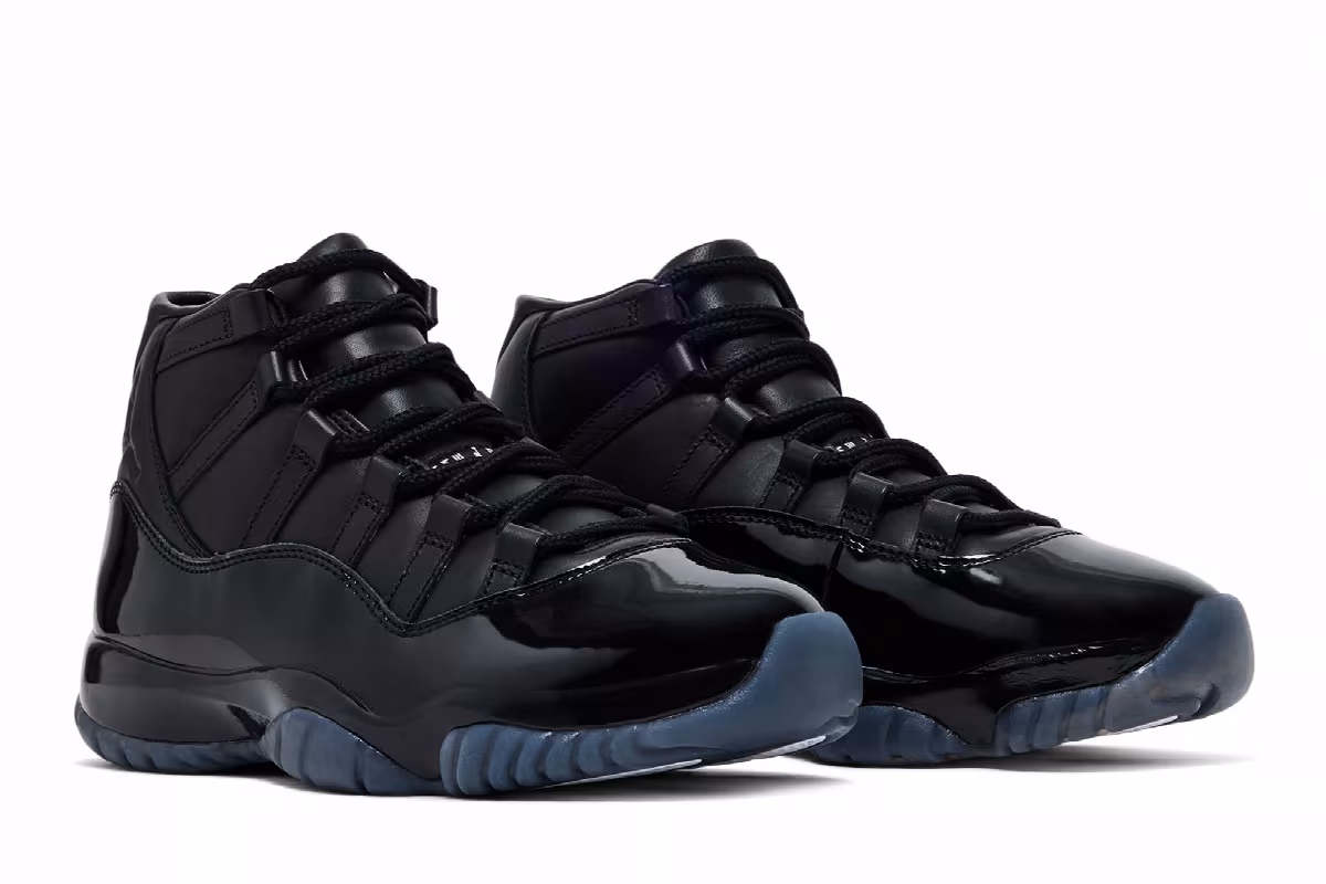 Comme des Garçons x Air Jordan 11 Black, view 9