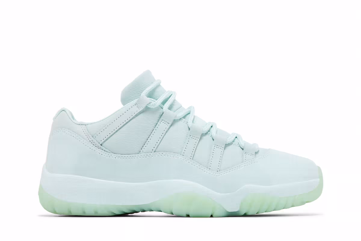 JAIDE x Women's Air Jordan 11 Low Fiberglass, view 2