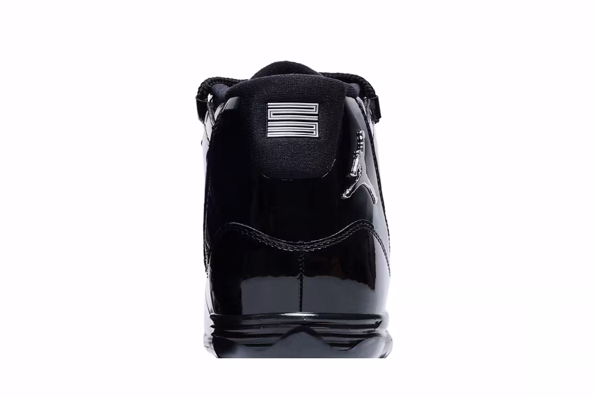 Air Jordan 11 Mid TD Cleat Patent Black, view 8