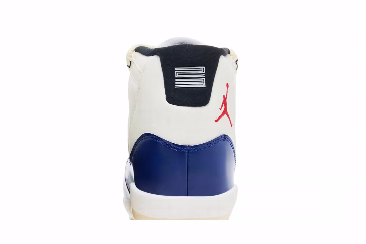Air Jordan 11 MCS Rare Air, view 8