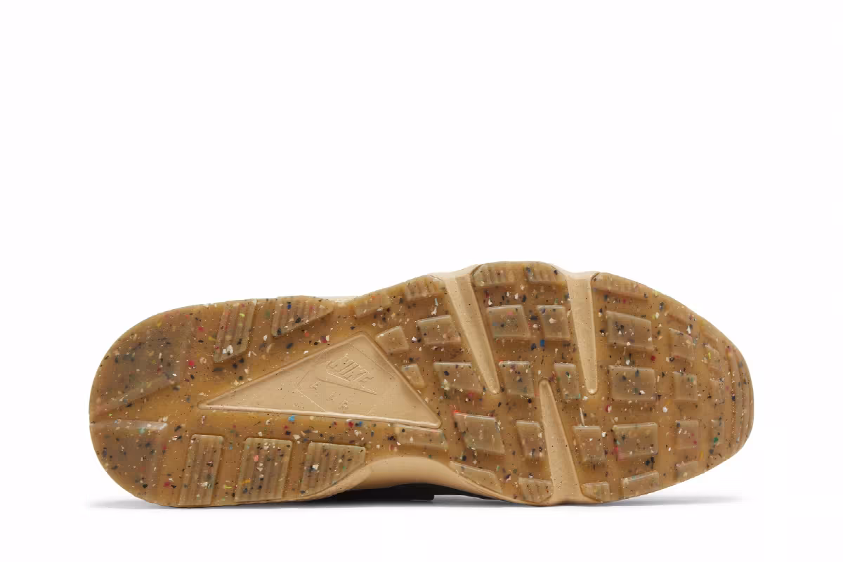 Nike Air Huarache Crater Premium Cargo Khaki, view 5