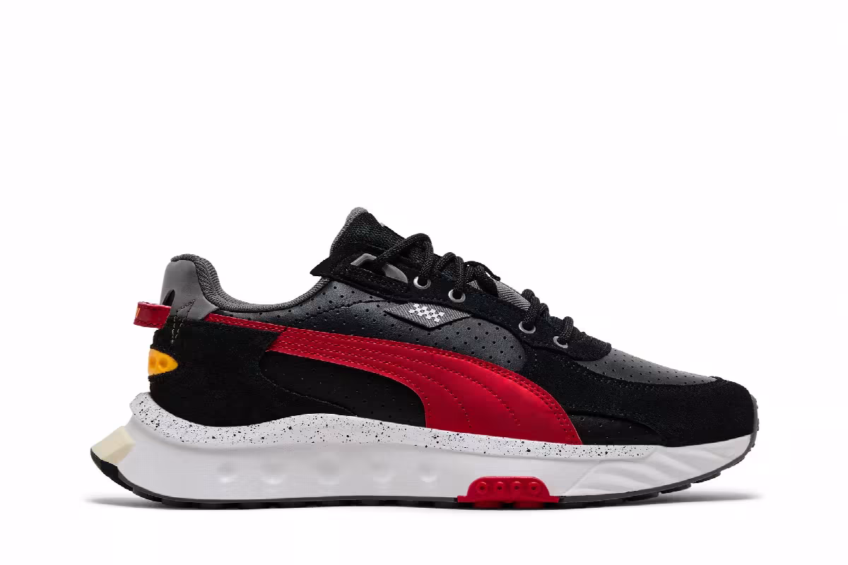 Puma Scuderia Ferrari x Wild Rider Black Rosso Corsa, view 2