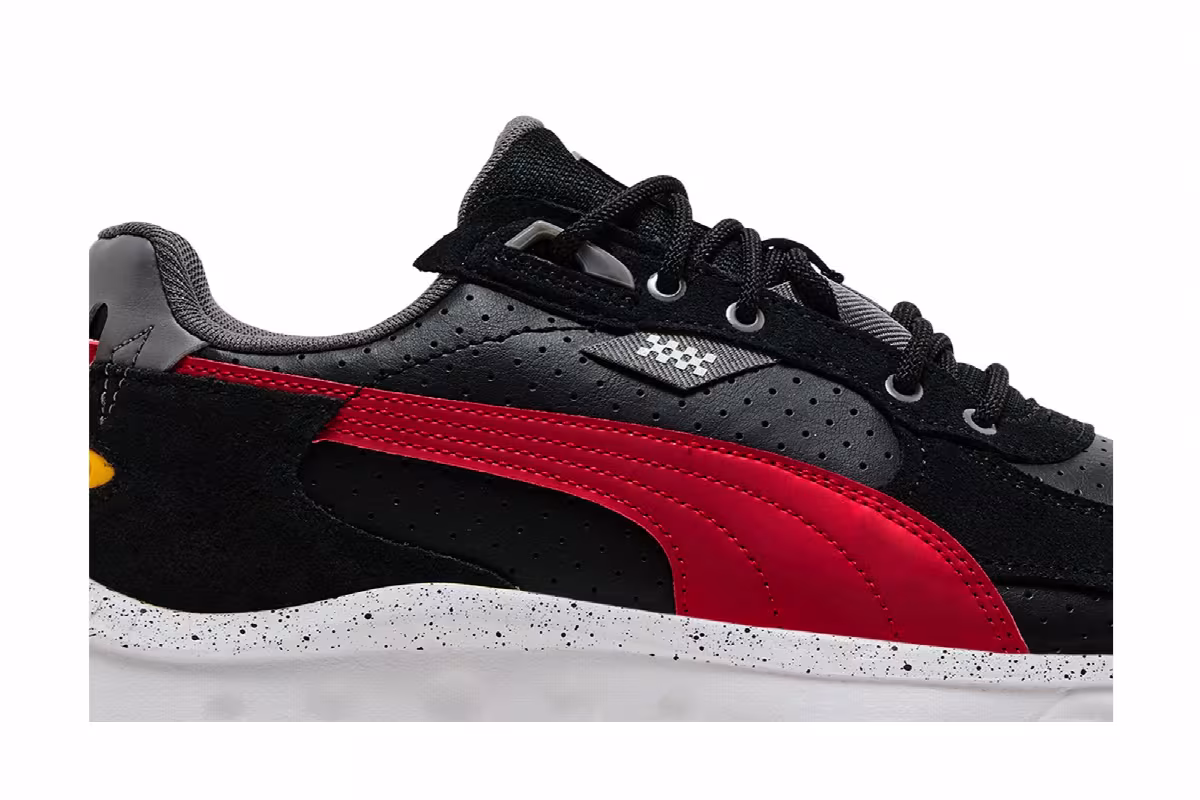 Puma Scuderia Ferrari x Wild Rider Black Rosso Corsa, view 3
