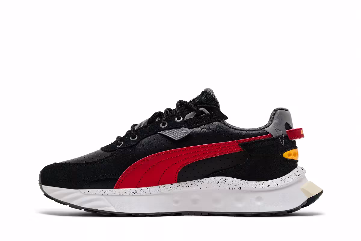 Puma Scuderia Ferrari x Wild Rider Black Rosso Corsa, view 4