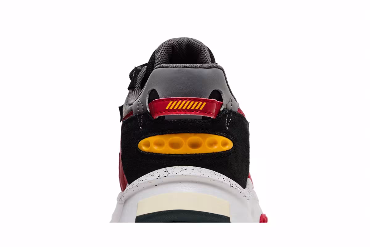 Puma Scuderia Ferrari x Wild Rider Black Rosso Corsa, view 8