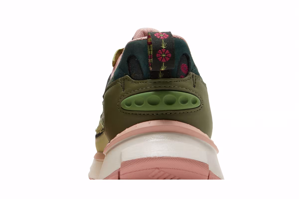 Puma Liberty of London x Women's Wild Rider 2 Floral, view 8