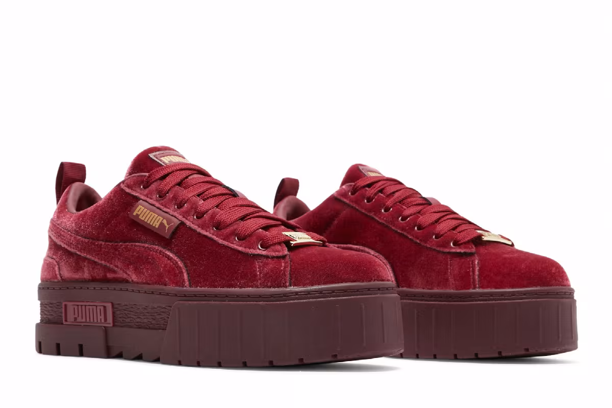 Puma Women's Mayze Velvet - Tibetan Red, view 9