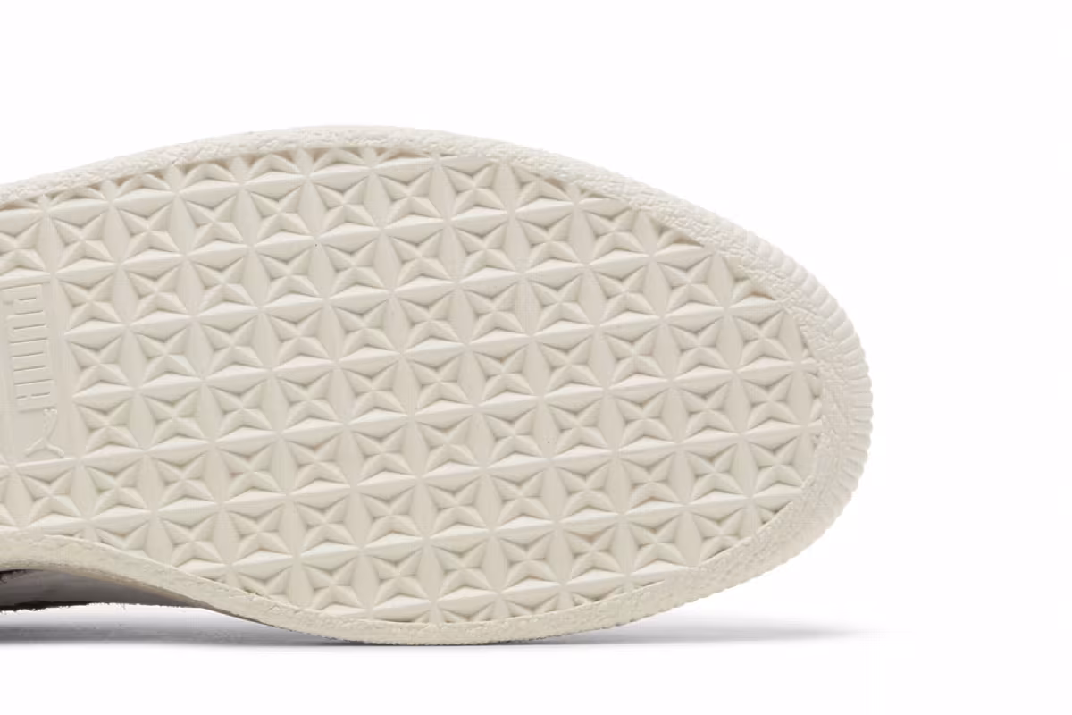 Puma Clyde Hairy Suede - Black, view 6