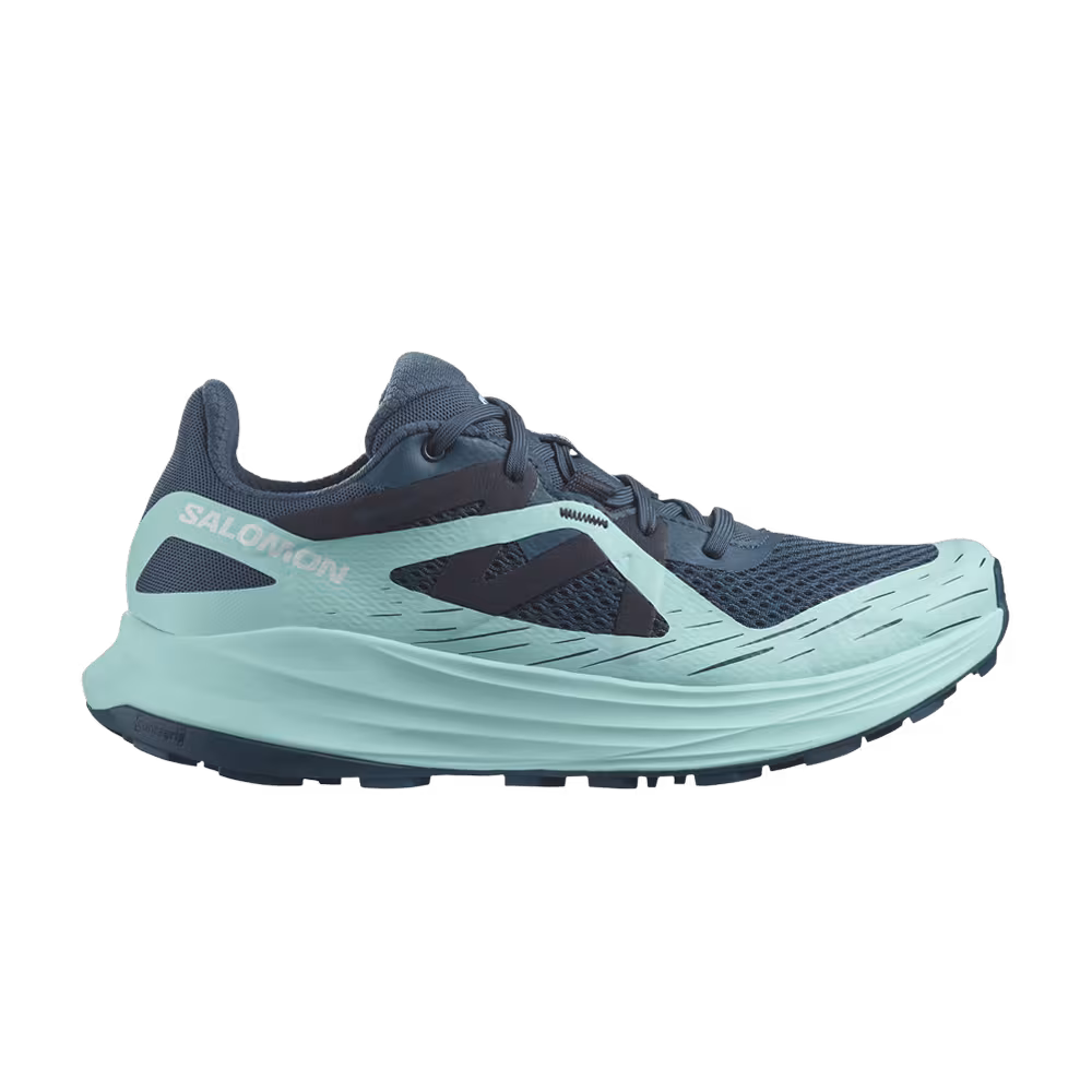 Salomon Women's Ultra Flow GORE-TEX Deep Dive Carbon