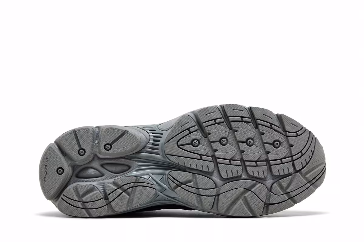Saucony ProGrid Omni 9 Armor Pack - Grey, view 5