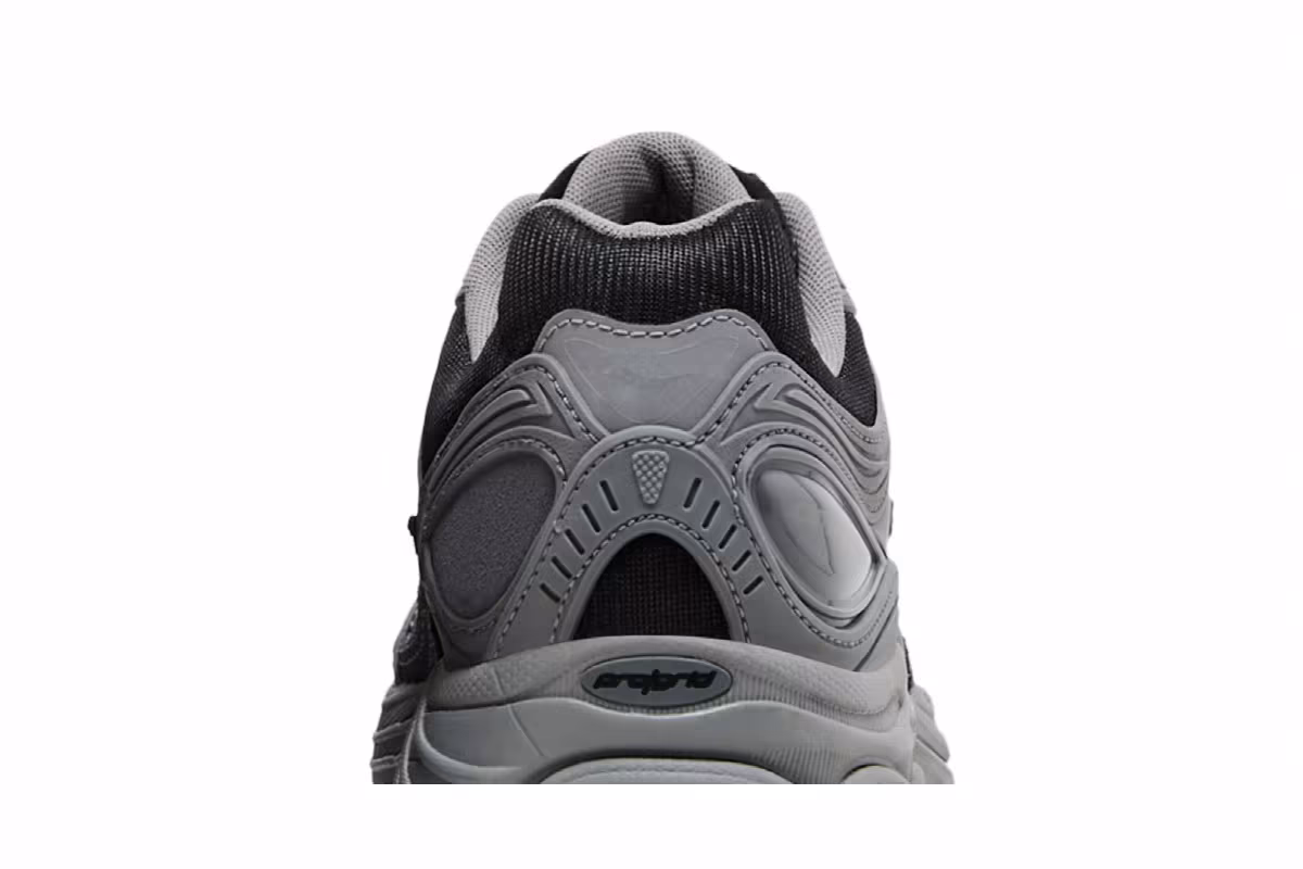 Saucony ProGrid Omni 9 Armor Pack - Grey, view 8