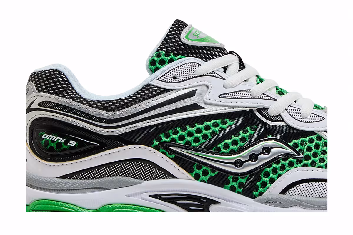 Saucony ProGrid Omni 9 Big Kid White Fern Black, view 3