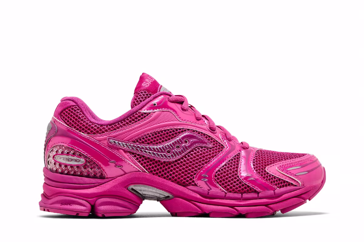 Saucony Women's ProGrid Triumph 4 Glossy Pink, view 2