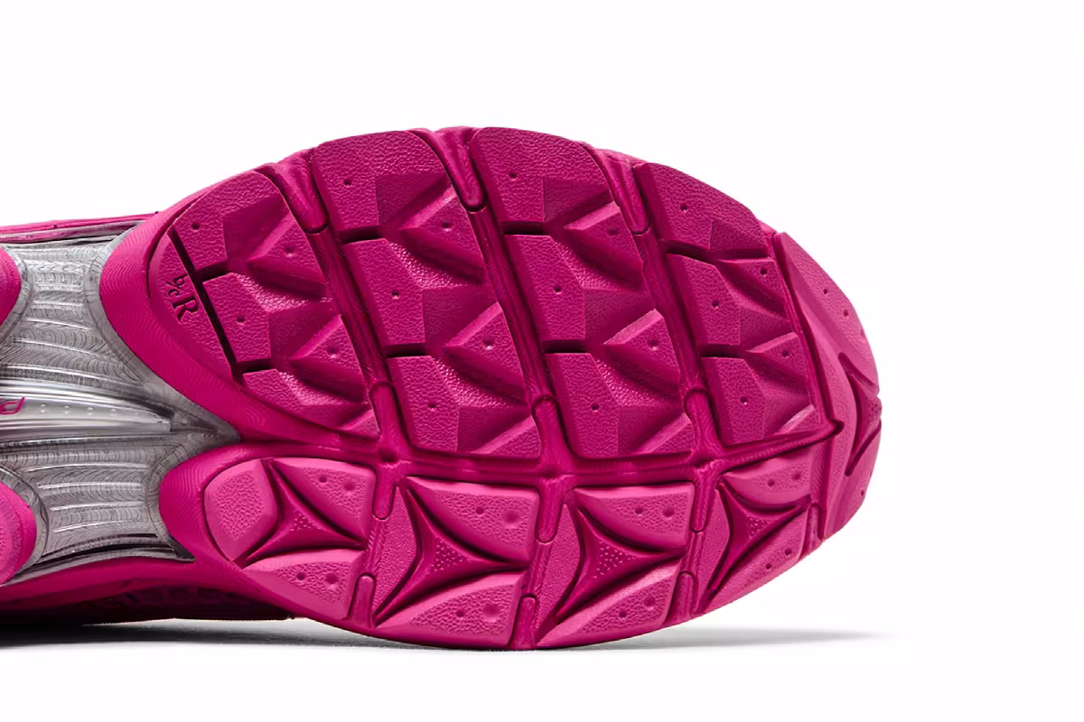 Saucony Women's ProGrid Triumph 4 Glossy Pink, view 6