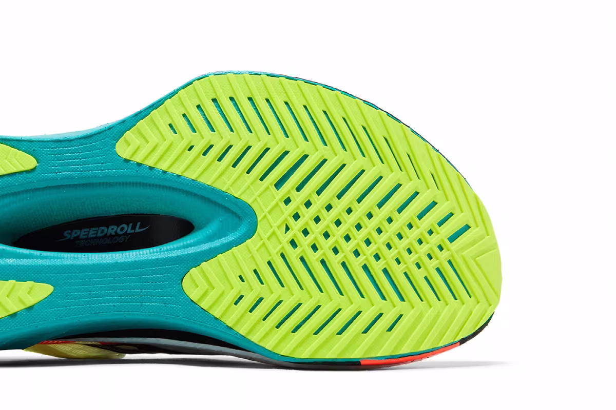Saucony Women's Endorphin Pro 4 Mutant, view 6