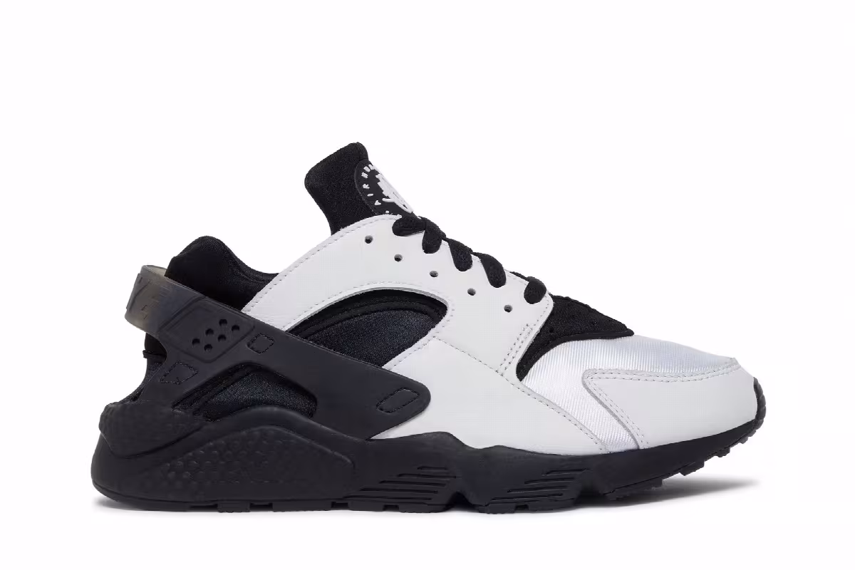 Nike Air Huarache White Black, view 2