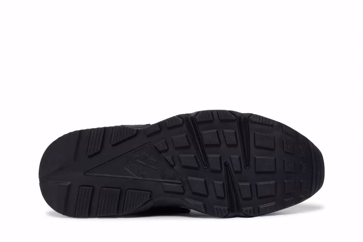 Nike Air Huarache White Black, view 5