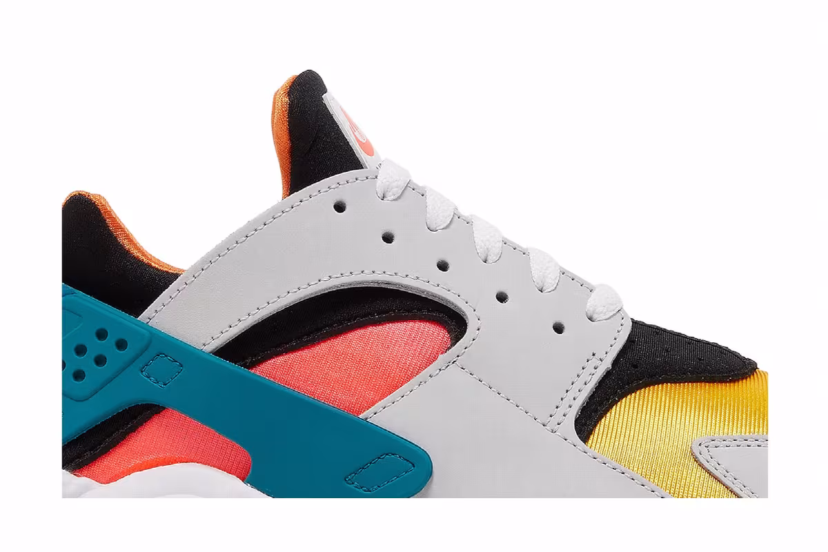 Nike Air Huarache Run NYC, view 3