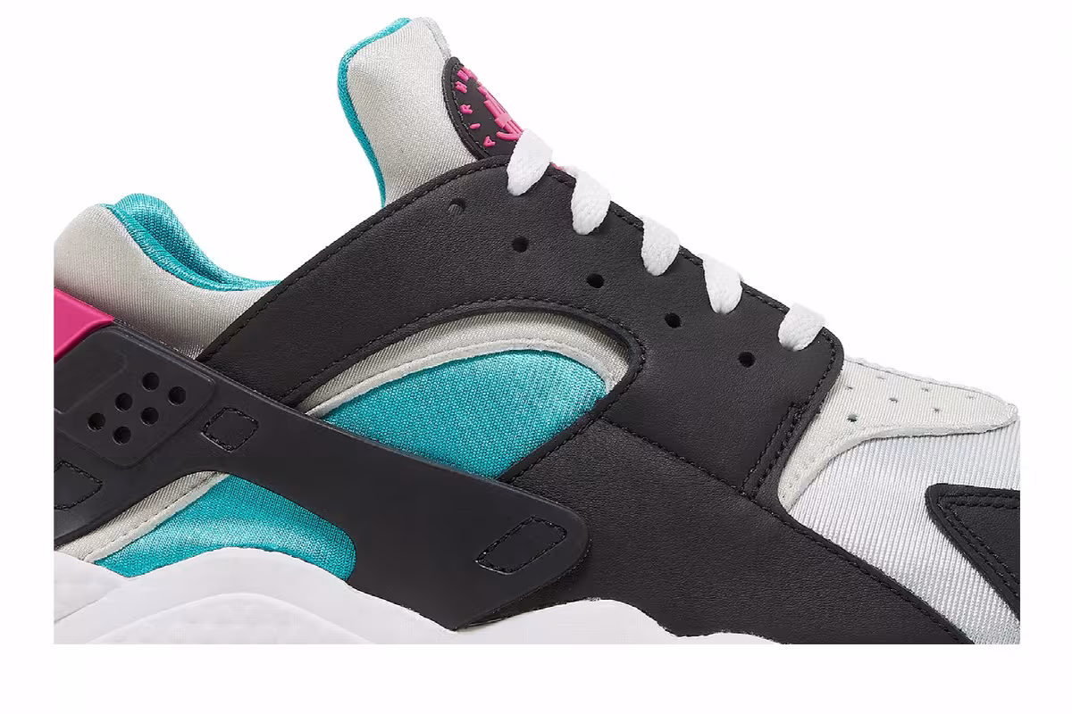 Nike Air Huarache South Beach, view 3
