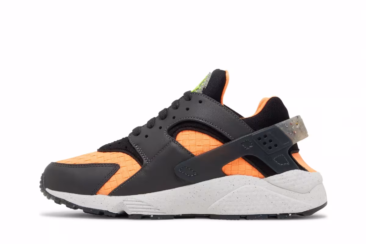 Nike Air Huarache Crater Premium Black Atomic Orange, view 4