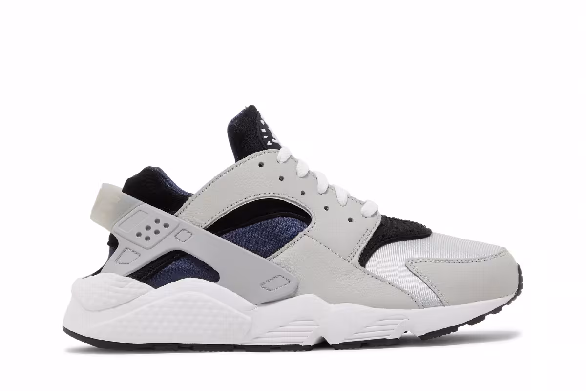 Nike Air Huarache Grey Fog Obsidian, view 2