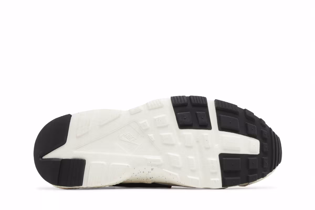 Nike Huarache Run GS Light Bone University Gold Pink, view 5