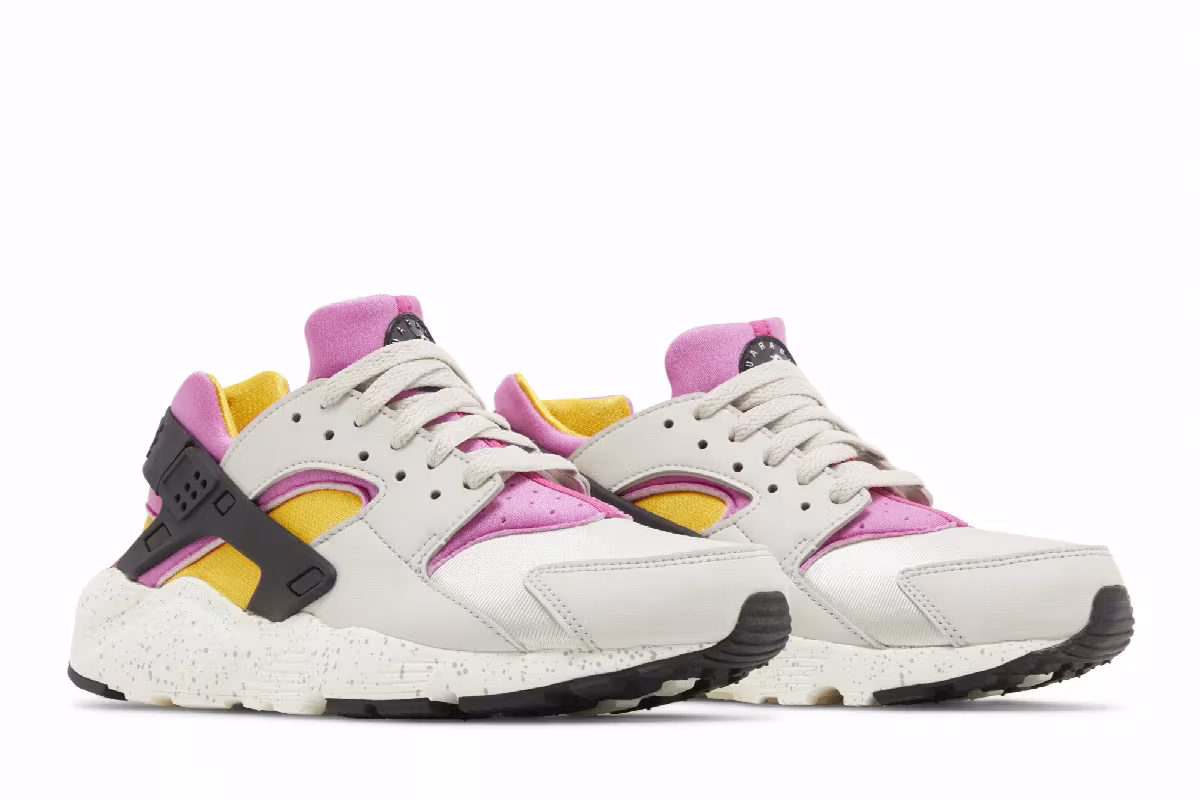 Nike Huarache Run GS Light Bone University Gold Pink, view 9