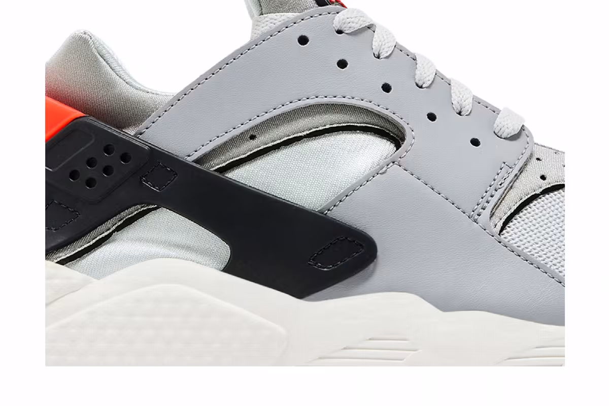 Nike Air Huarache Grey Fog Team Orange, view 3