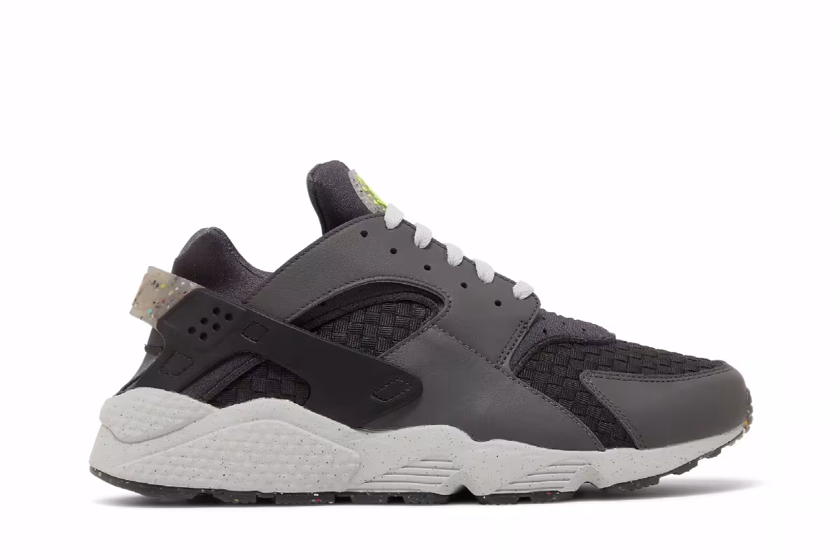 Nike Air Huarache Crater Premium Dark Smoke Grey, view 2