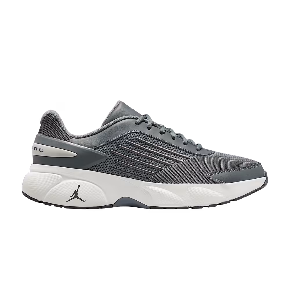 Air Jordan Trunner Flow Smoke Grey